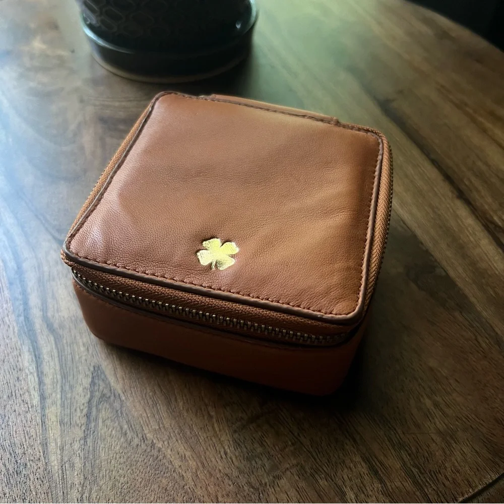 LUCKY BRAND Leather Jewelry Case in Cognac Brown